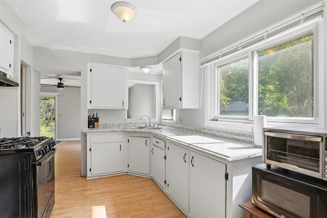 28836 Marquette Street, Garden City, MI 48135