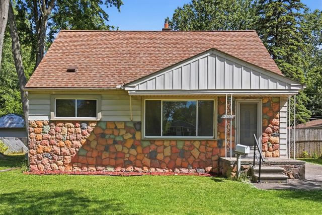 28836 Marquette Street, Garden City, MI 48135