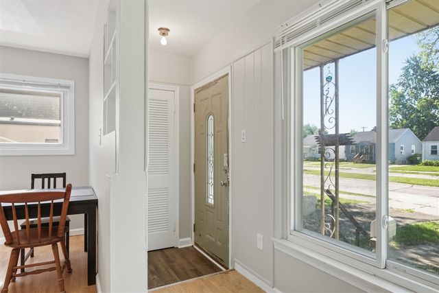 28836 Marquette Street, Garden City, MI 48135