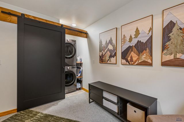 21621 HIGH COUNTRY LOOP, Deadwood, SD 57732