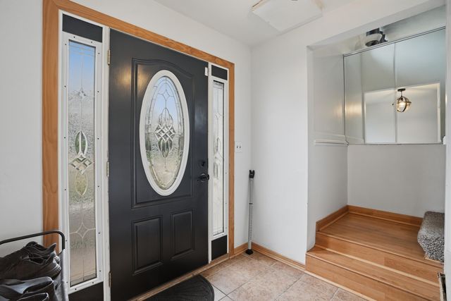 5335 Buchanan Street, Merrillville, IN 46410