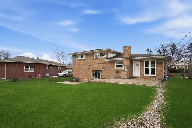 5335 Buchanan Street, Merrillville, IN 46410