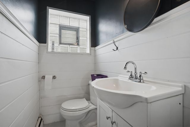 5335 Buchanan Street, Merrillville, IN 46410