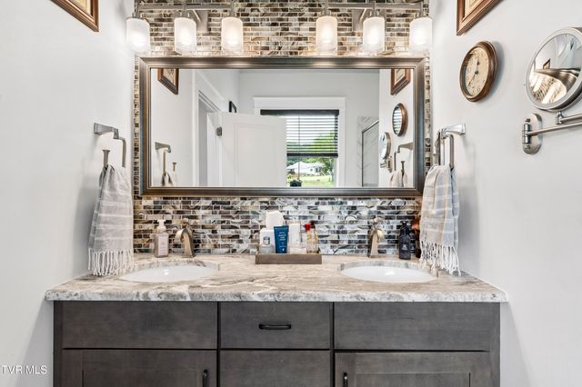 152 Rhetts Way, Jonesborough, TN 37659