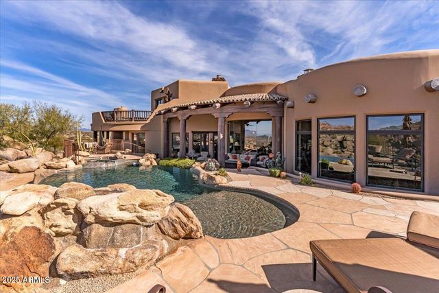 10473 E GREYTHORN Drive, Scottsdale, AZ 85262