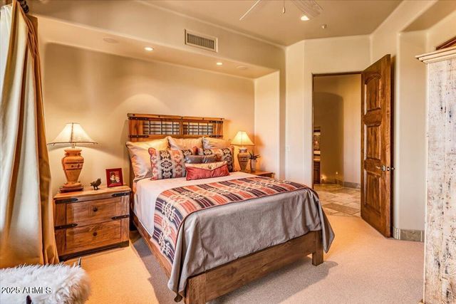 10473 E GREYTHORN Drive, Scottsdale, AZ 85262