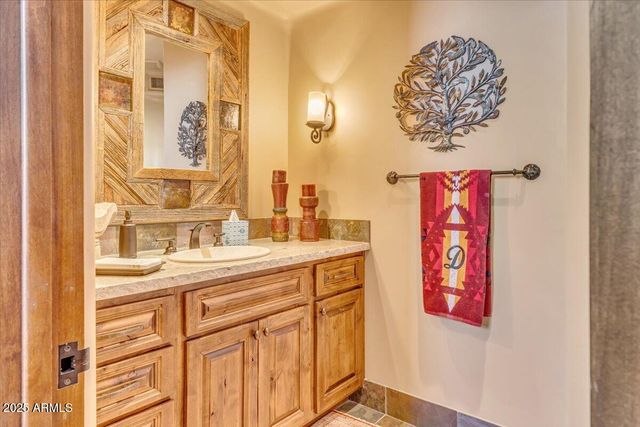 10473 E GREYTHORN Drive, Scottsdale, AZ 85262