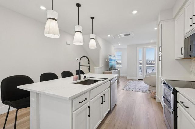 473 Sentinel Drive, Alameda, CA 94501