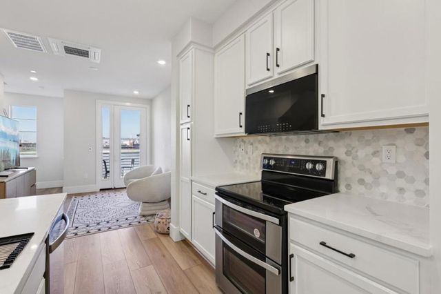 473 Sentinel Drive, Alameda, CA 94501