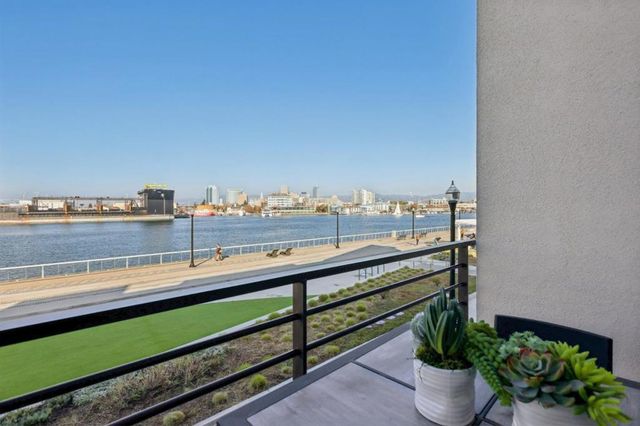 473 Sentinel Drive, Alameda, CA 94501