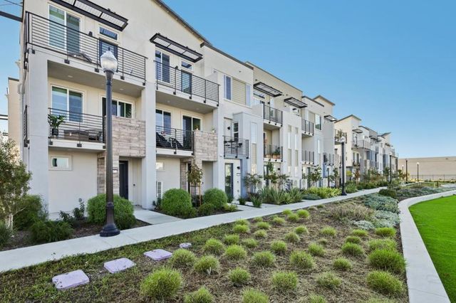 473 Sentinel Drive, Alameda, CA 94501