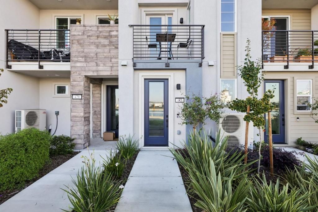 Image 2 of property listing at 473 Sentinel Drive, Alameda, CA 94501