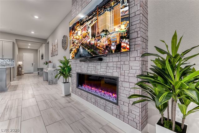 375 Portus Delphini Court, Henderson, NV 89011