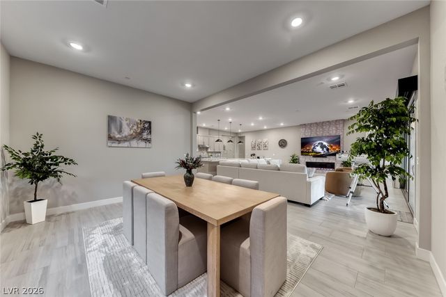 375 Portus Delphini Court, Henderson, NV 89011