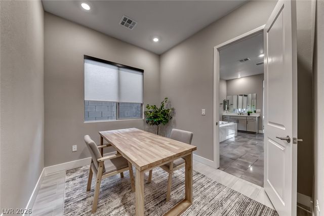 375 Portus Delphini Court, Henderson, NV 89011