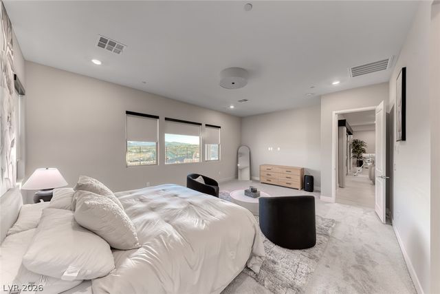 375 Portus Delphini Court, Henderson, NV 89011
