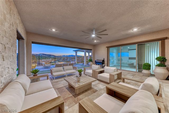 375 Portus Delphini Court, Henderson, NV 89011