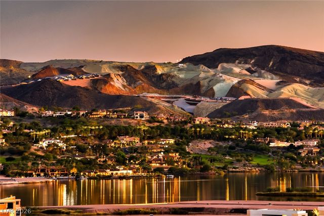 375 Portus Delphini Court, Henderson, NV 89011