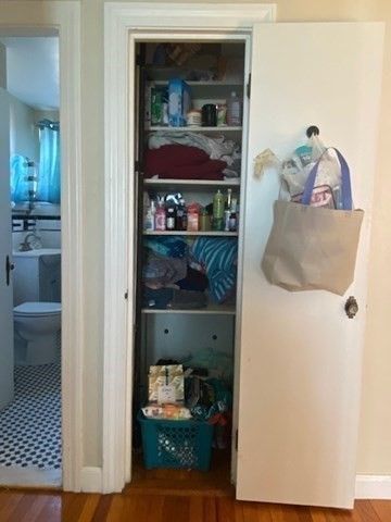 14 Ashland St 2R, Worcester, MA 01609