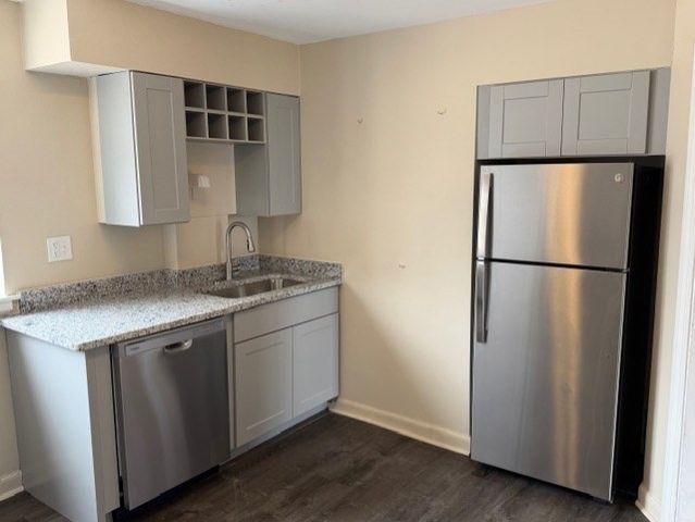 14 Ashland St 2R, Worcester, MA 01609