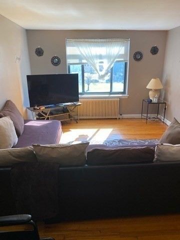 14 Ashland St 2R, Worcester, MA 01609