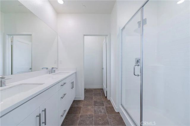 8255 Garden Park, Chino, CA 91708