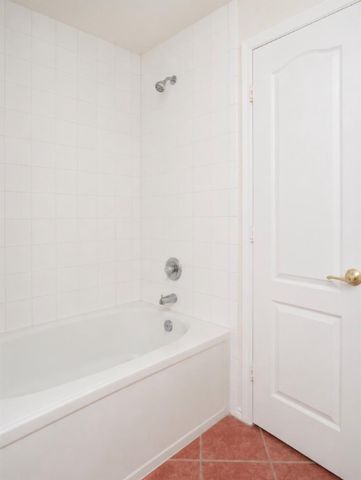 326 Remington Ridge Drive, Houston, TX 77073