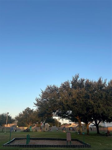 326 Remington Ridge Drive, Houston, TX 77073