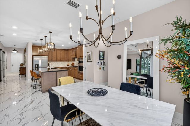 2455 Primrose Place, Oakland Park, FL 33309