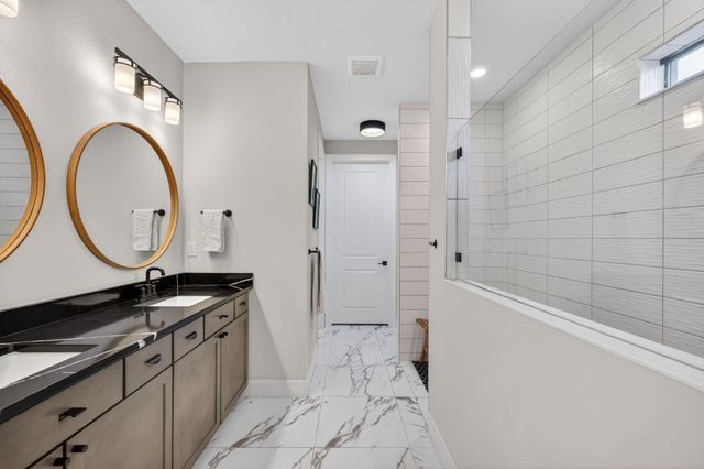 2455 Primrose Place, Oakland Park, FL 33309