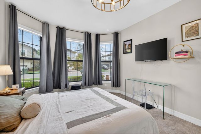 2455 Primrose Place, Oakland Park, FL 33309