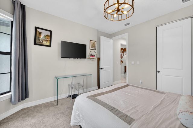 2455 Primrose Place, Oakland Park, FL 33309