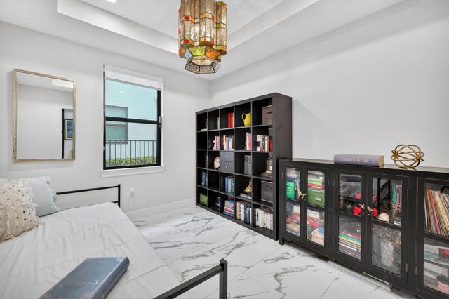 2455 Primrose Place, Oakland Park, FL 33309