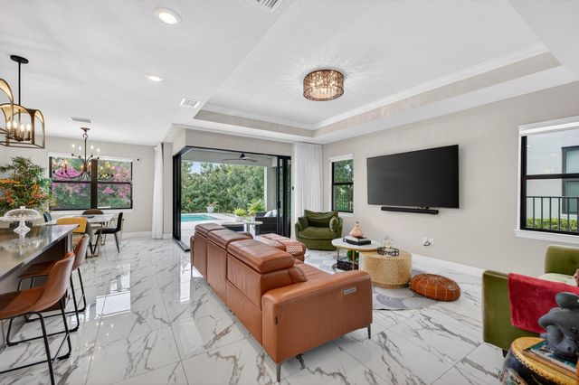 2455 Primrose Place, Oakland Park, FL 33309