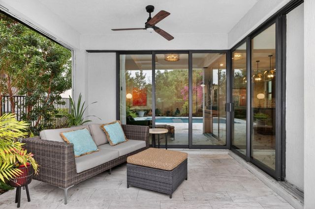 2455 Primrose Place, Oakland Park, FL 33309