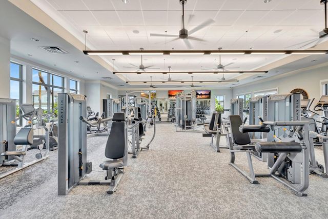 2455 Primrose Place, Oakland Park, FL 33309