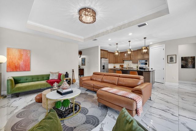 2455 Primrose Place, Oakland Park, FL 33309