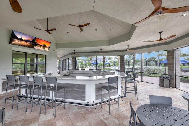 2455 Primrose Place, Oakland Park, FL 33309