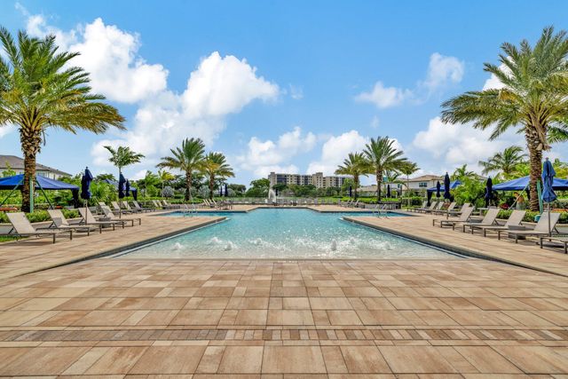 2455 Primrose Place, Oakland Park, FL 33309