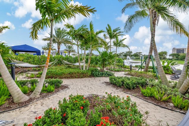 2455 Primrose Place, Oakland Park, FL 33309