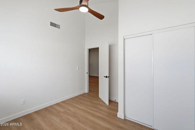 7742 W CHERRY HILLS Drive, Peoria, AZ 85345