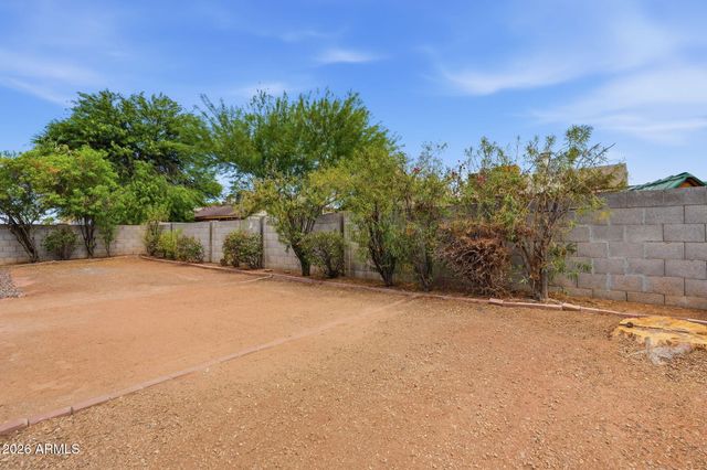 7742 W CHERRY HILLS Drive, Peoria, AZ 85345