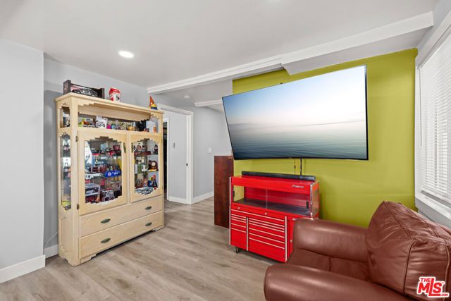 816 Terrace 49, Los Angeles, CA 90042