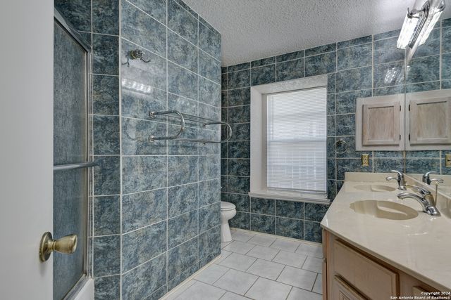 8131 Forest Bow, Live Oak, TX 78233