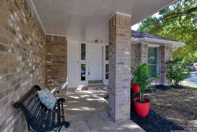 8131 Forest Bow, Live Oak, TX 78233