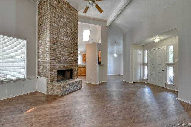 8131 Forest Bow, Live Oak, TX 78233