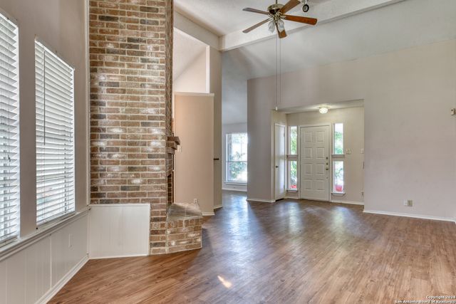 8131 Forest Bow, Live Oak, TX 78233