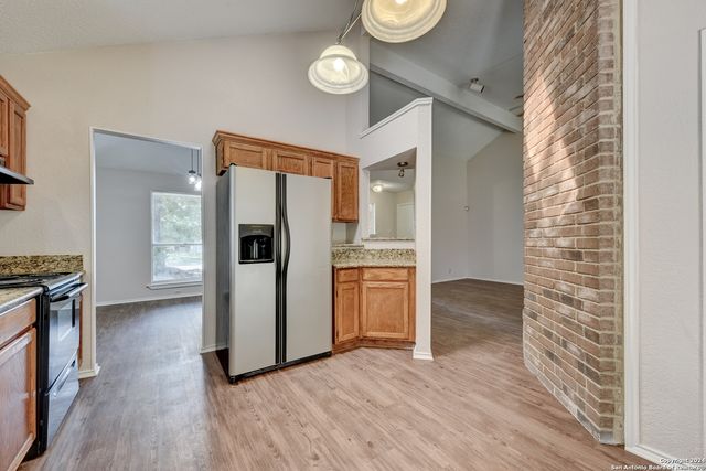 8131 Forest Bow, Live Oak, TX 78233