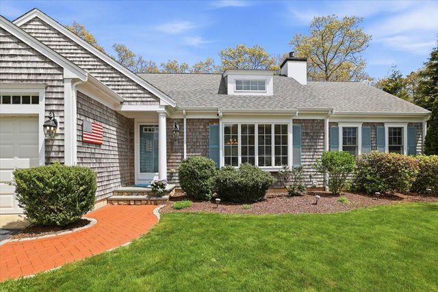 140 Pheasant Hill Circle, Cotuit, MA 02635