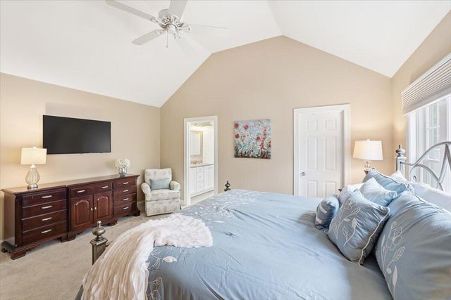 140 Pheasant Hill Circle, Cotuit, MA 02635